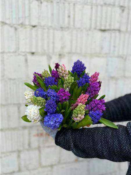 Peony and lily bouquet